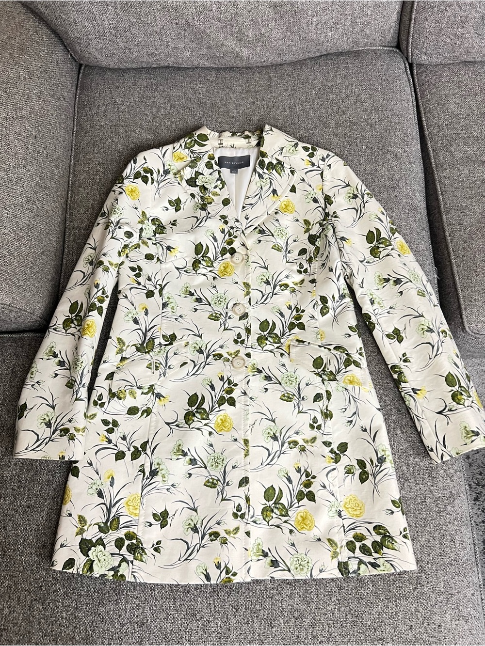 Ann Taylor White Floral Jacket with Green Botanical Print